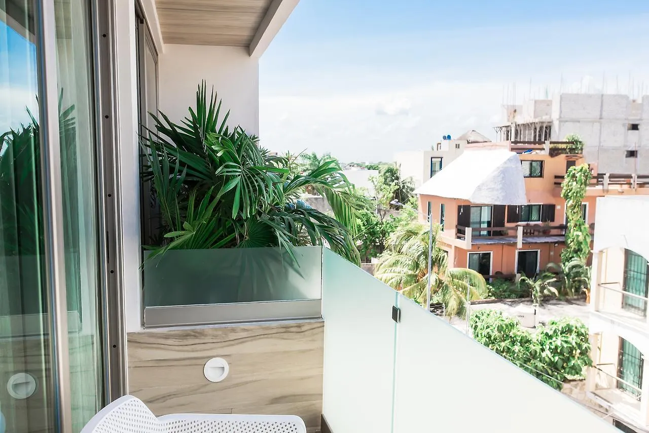 ****  Newport House Playa Boutique Hotel Playa del Carmen Mexico